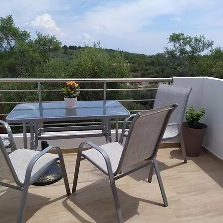 Meraki Apartment Zenempisatika Exterior foto