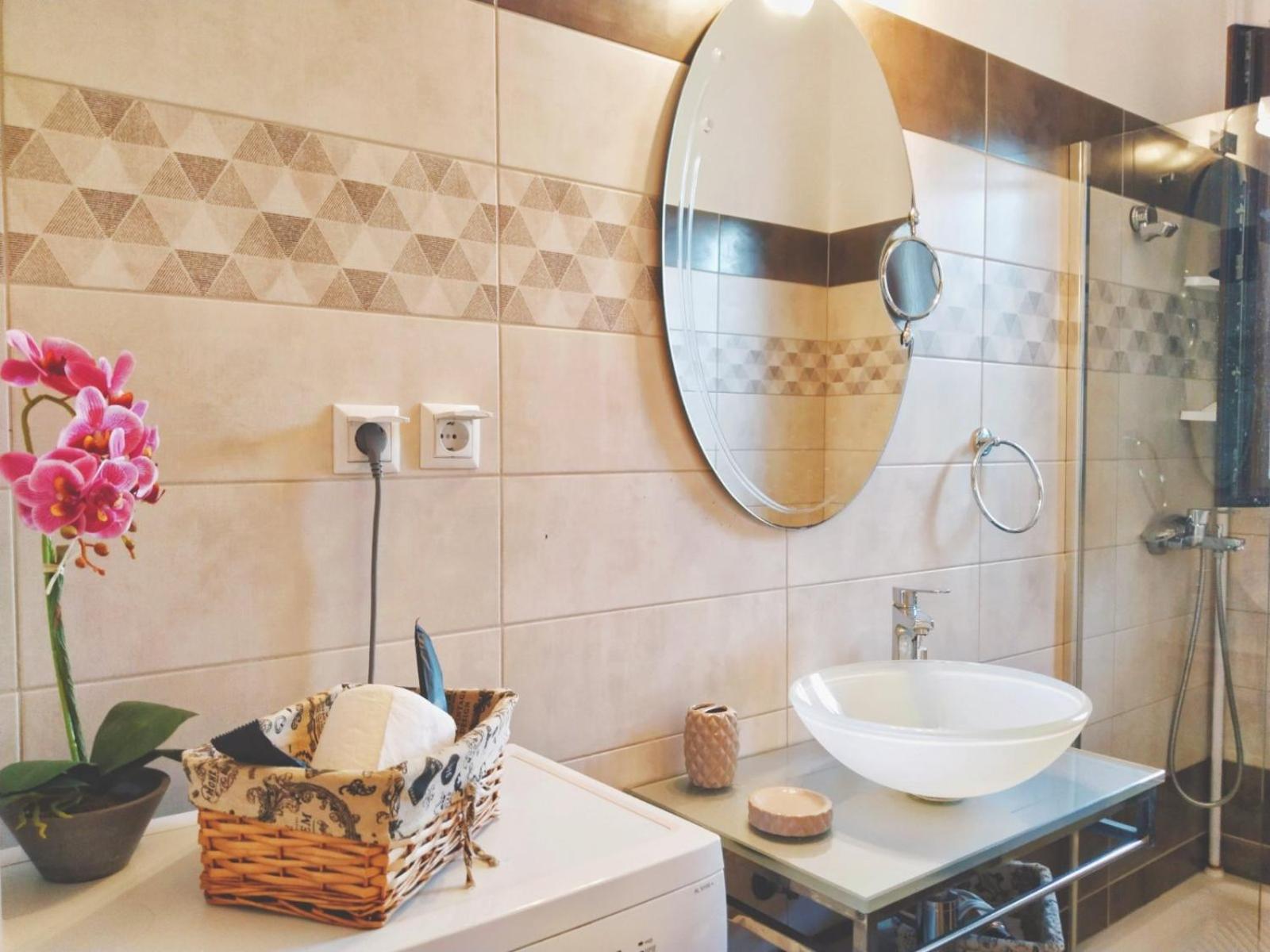 Meraki Apartment